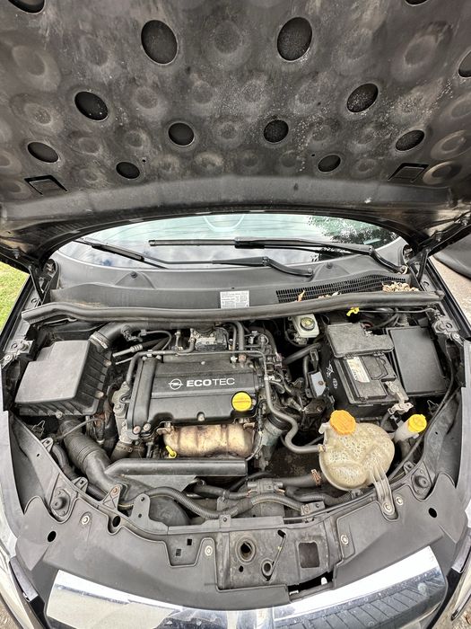 Opel Corsa 1.2 benzina