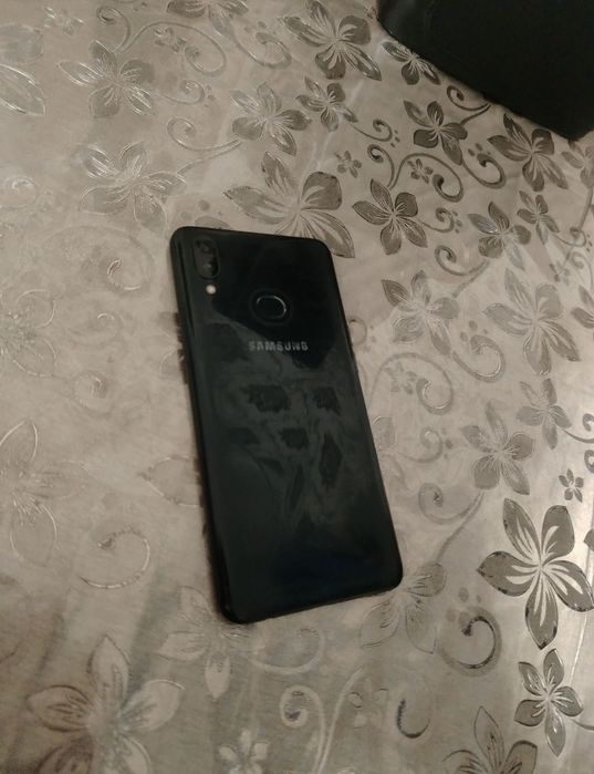 Samsung A10 sotiladi