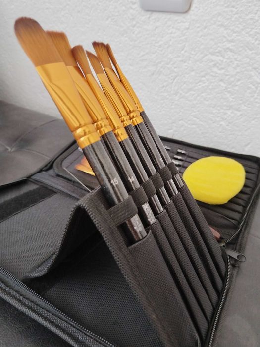 15 броя четки за рисуване, шпстула, гъба, несесер Rockninja