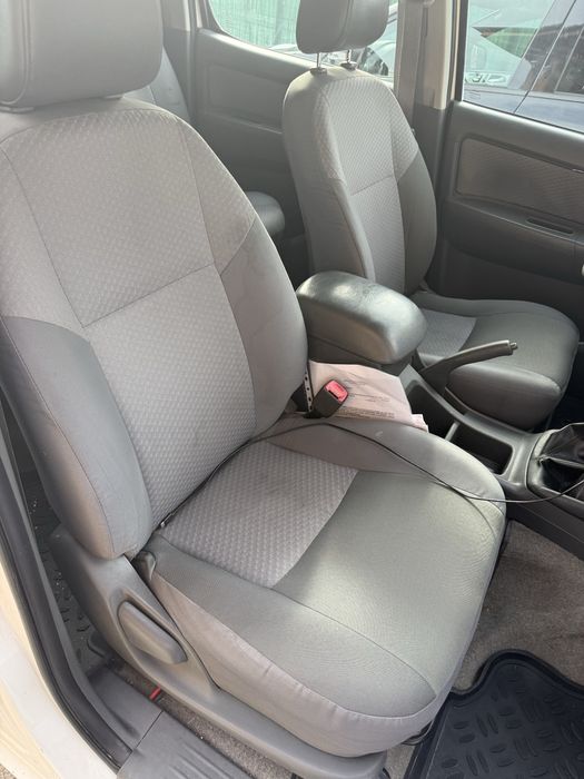 Vand toyota hilux 2013