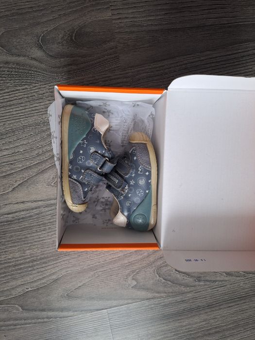 Pantofi biomecanics nr 22