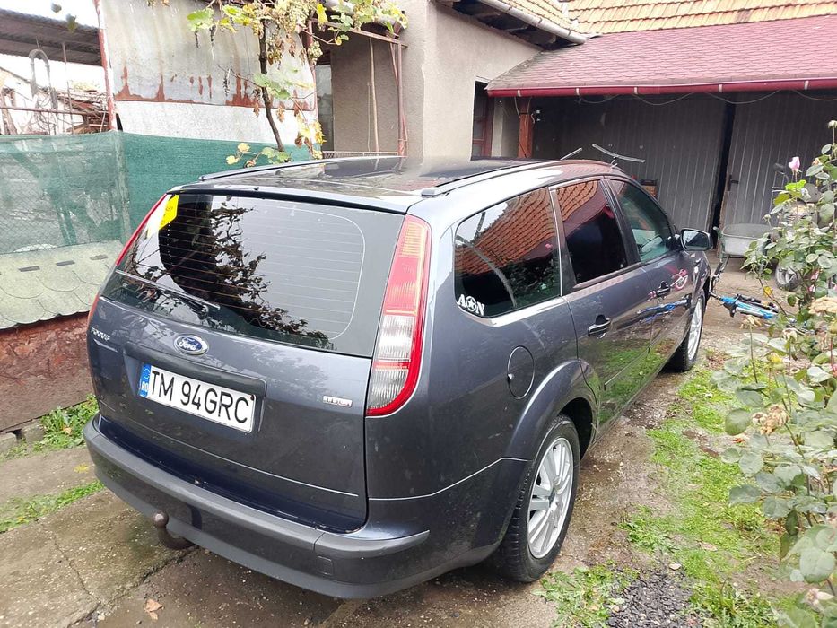 Vând Ford Focus 1.8 TDCI