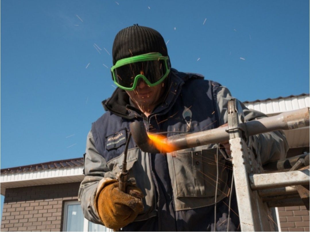 Газ счётчик установка. Автоген электросварка Газосварка сантехник