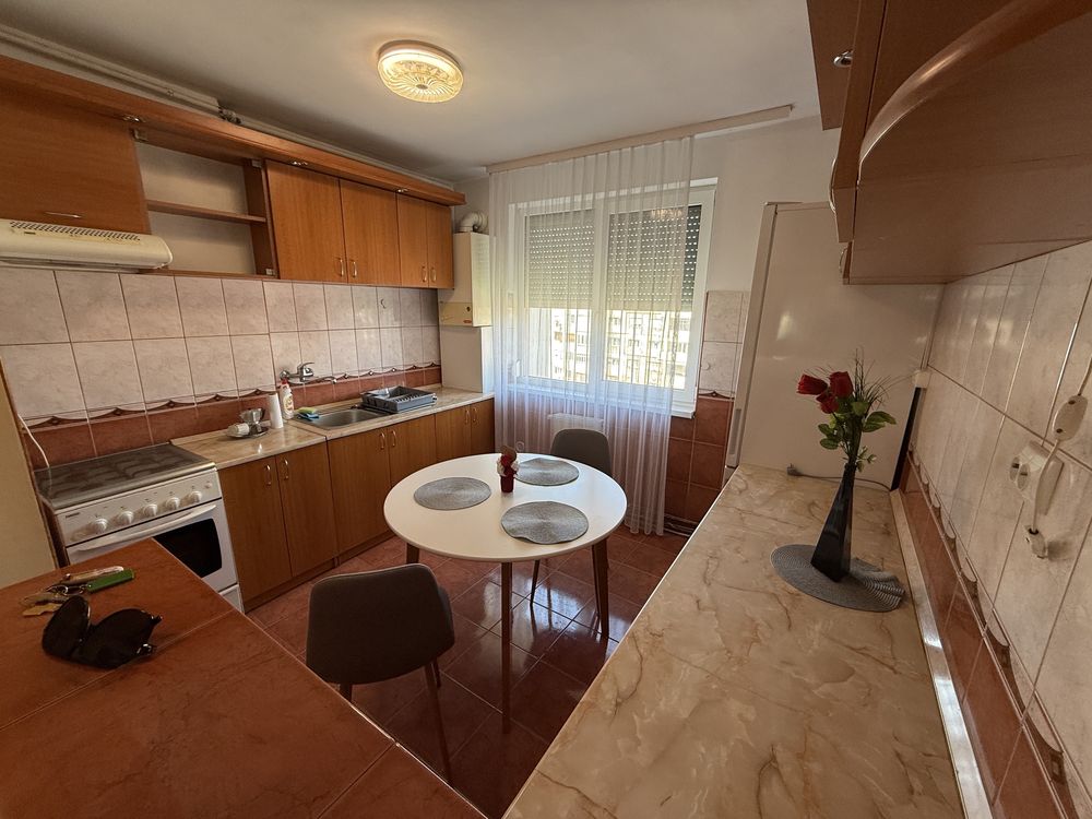 Ofer spre închiriere Apartament 2 Camere zona Centrala