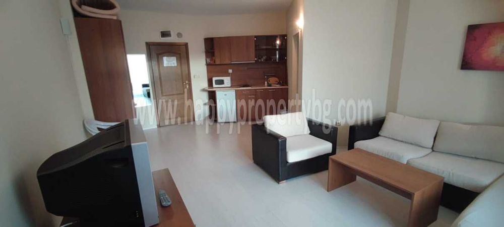 Продава се Двустаен апартамент в к.к. Слънчев бряг - 66 кв.м за 894 €/кв.м - Снимка #1