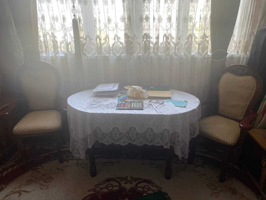 Продается столь с стулями