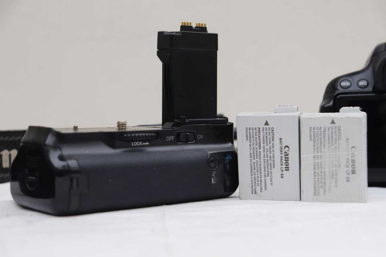 Canon 650d komplektlari bor yn560 iii 
 spishka