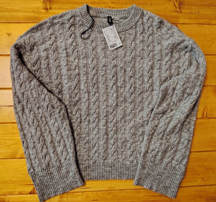 Vând Pulover H&M Nou