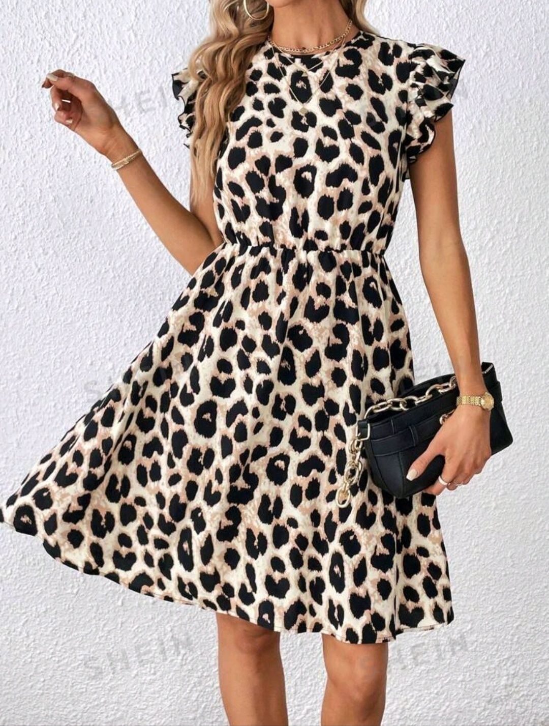 Rochie cu imprimeu animal print noua!
