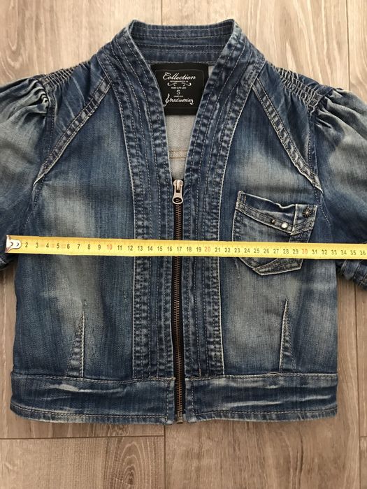 Sacou scurt de jeans Stradivarius nr.S