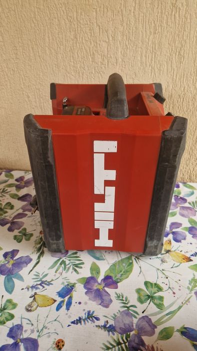 Vând Radio Hilti
