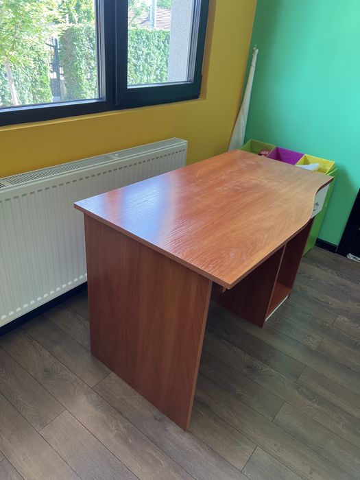 Ученическо бюро……….