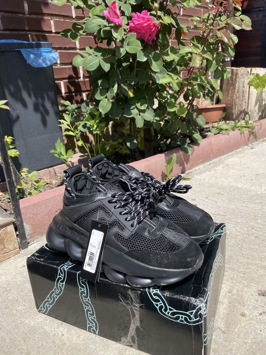 Versace Chain Reaction