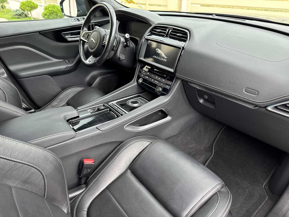 Jaguar F-Pace R Dynamic 2017