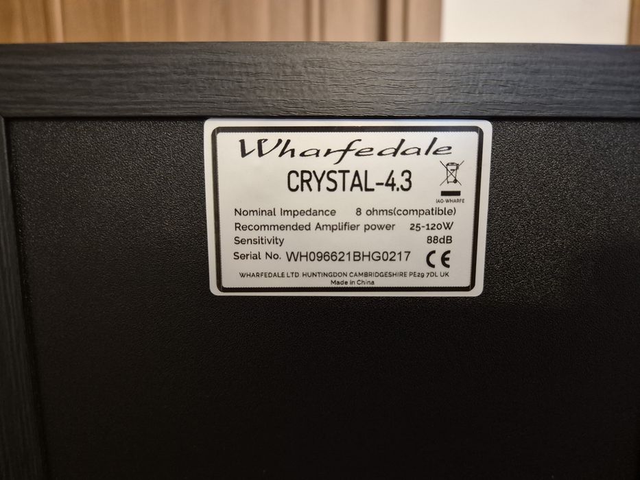Boxe Wharfedale Crystal 4.3 (120w / 8 ohm)