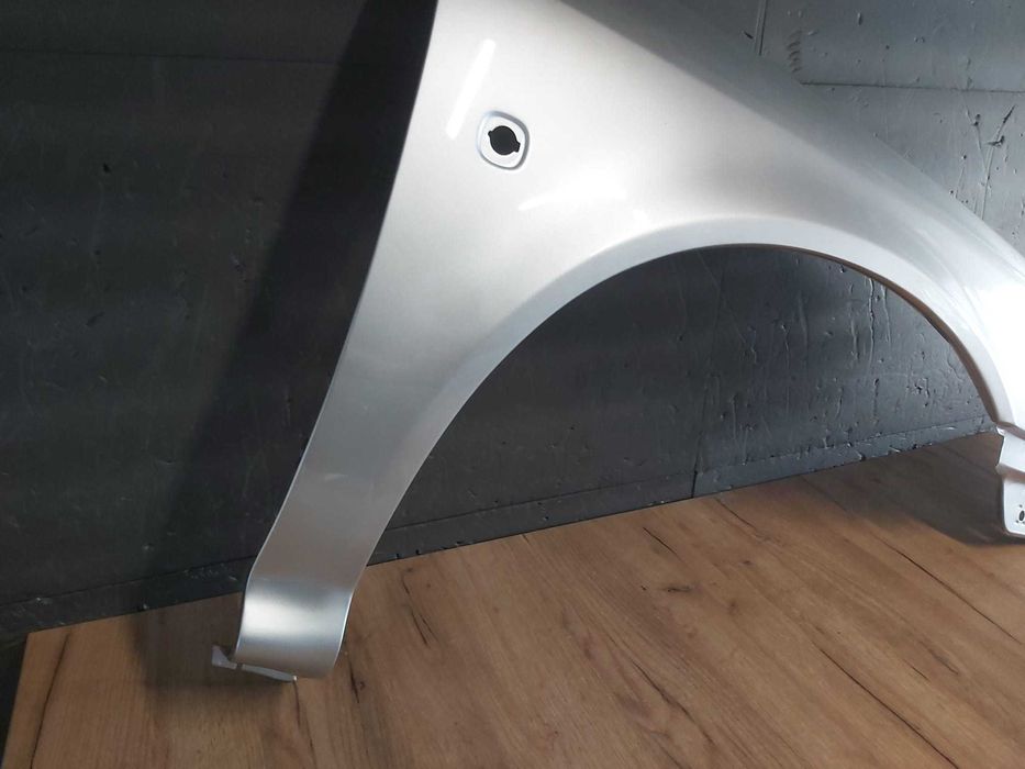 Aripa Fata Dreapta Skoda Octavia 1/I An 1999-2007 (F7T (Gri Deschis))