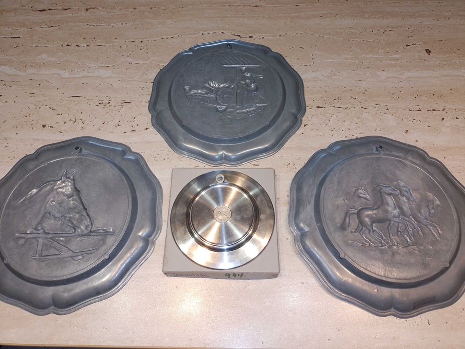 Farfurii din Zink, decorative, Germany - CADOU, COLECTIONARI