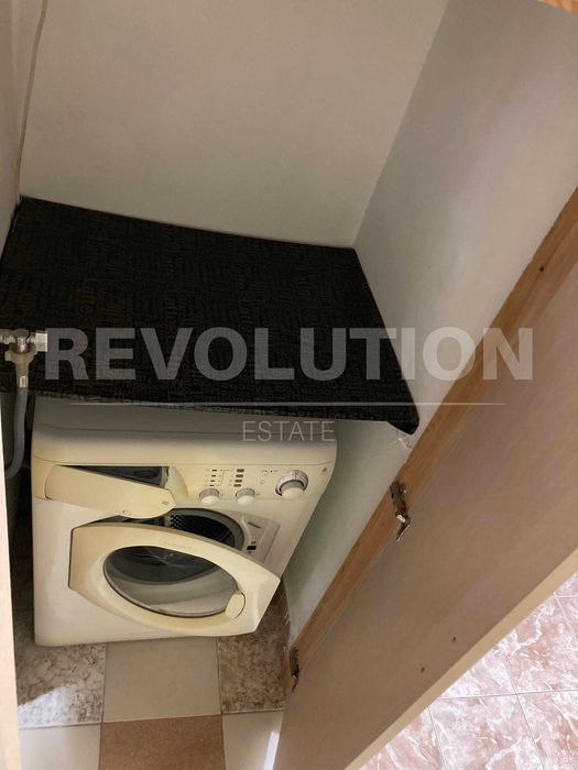 Дава се под наем Двустаен апартамент в Пловдив, Тракия - 50 кв.м за 250 € - Снимка #4