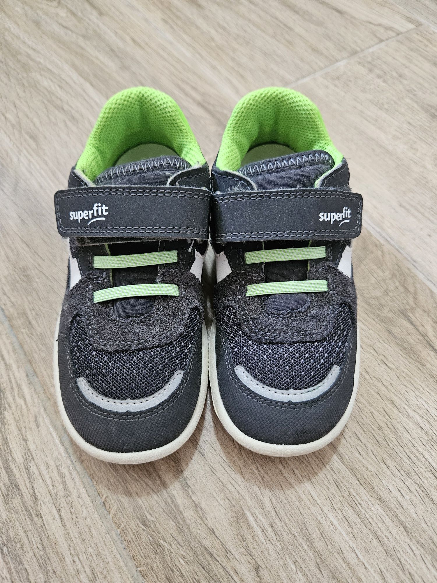 Adidasi superfit nr 25