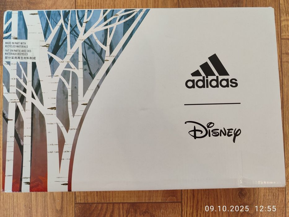 Нови Adidas детски ботуши, 32 номер