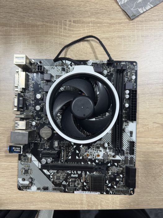 Продавам части за компютър