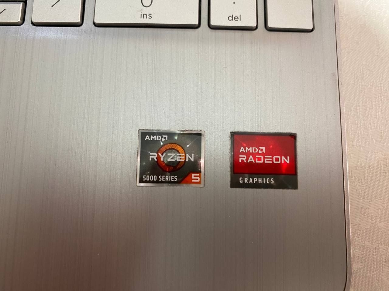 HP 15.6 Laptop ryzen 5 5500u