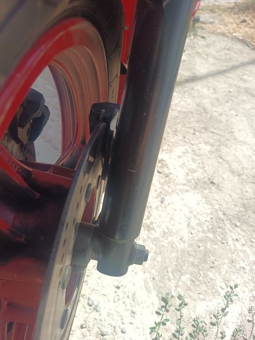 Продавам Kawasaki GPz500s