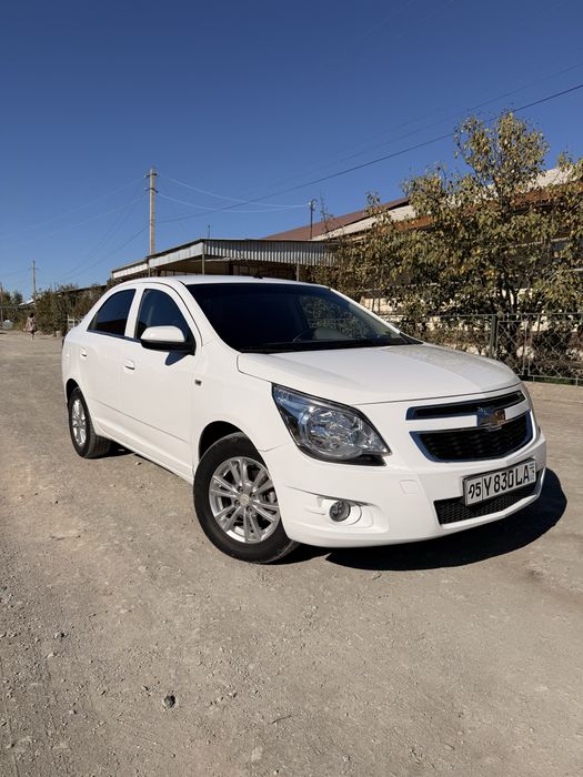Chevrolet Cobalt 2022 ideal holatda