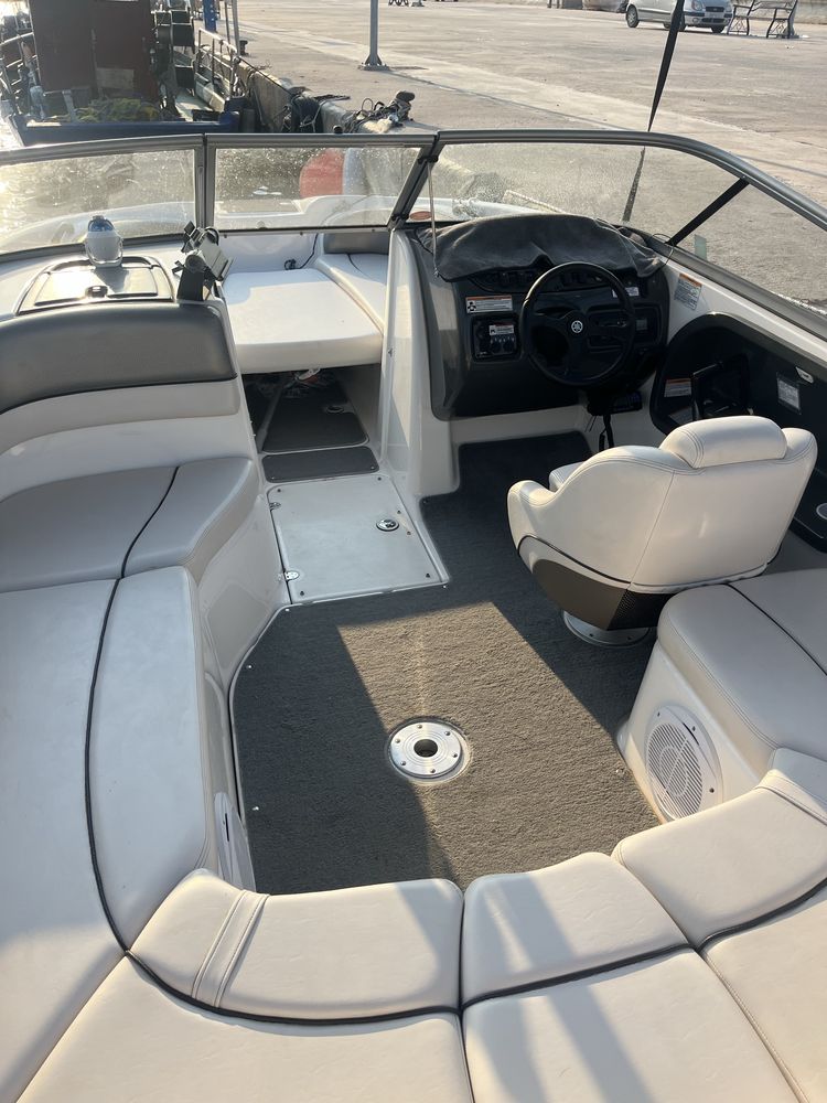 Моторна яхта Yamaha sx210 2011 год
