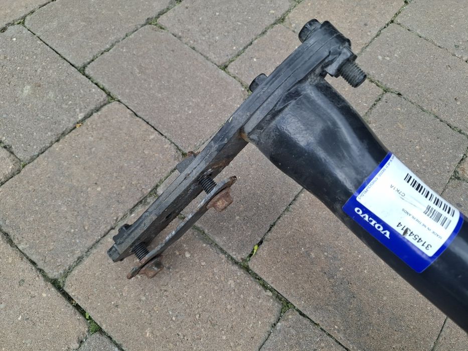 Vand carlig de remorcare nou Thule pentru  Volvo xc 60