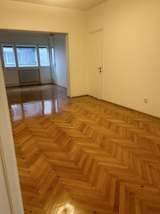 Rașchetat și reconditionat parchet masiv Montaj parchet de orice fel