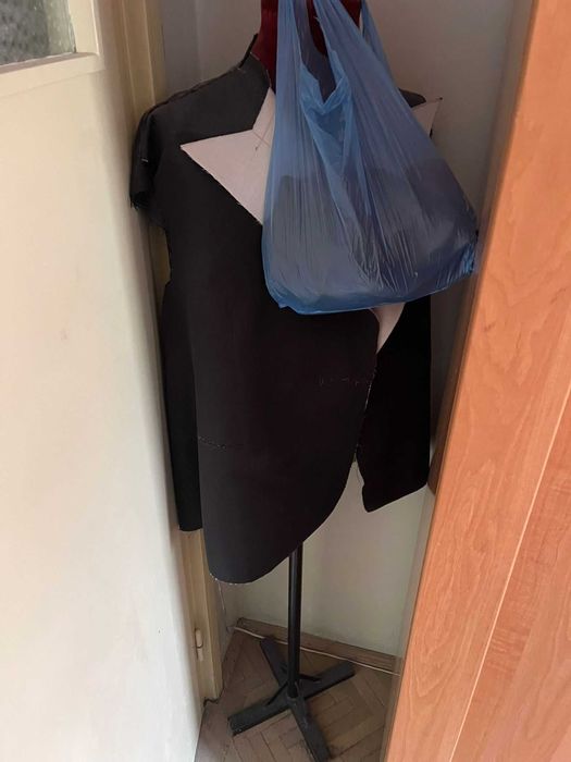 Vând Mașină de Cusut Second Union + Accesorii