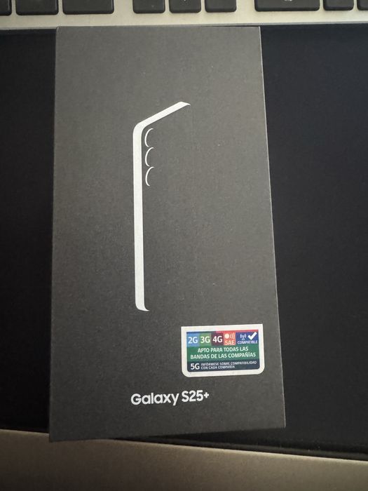 Samsung Galaxy S25 plus