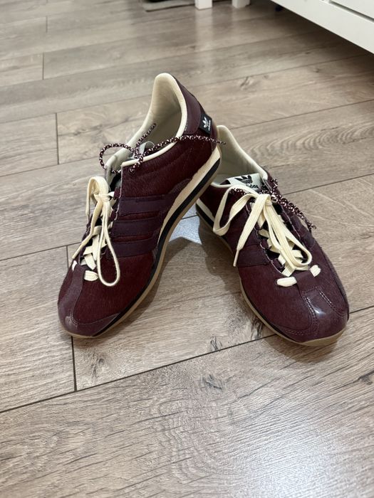 Дамски маратонки Adidas SL72