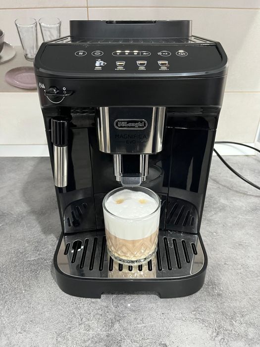 Espressor automat De'Longhi Magnifica Evo