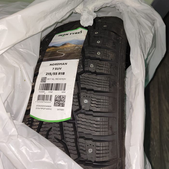 Зимние шины 215/55 R18 Ikon Tyres Nordman 7 SUV 99T XL Ш
TS72325