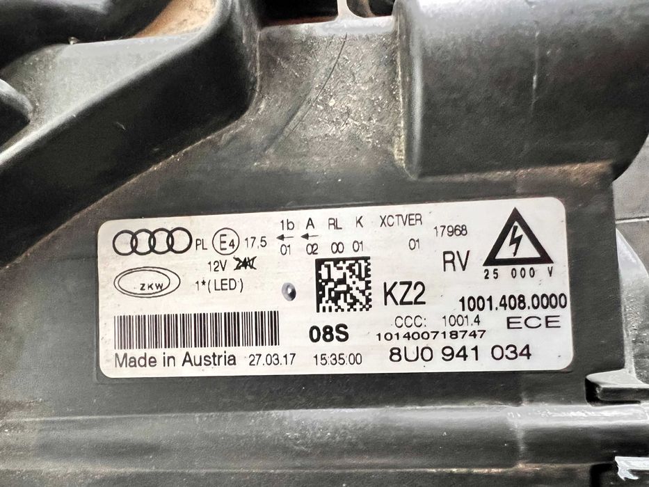 Far stanga/dreapta Full Led Audi Q3 8U 8U0941033/8U0941034