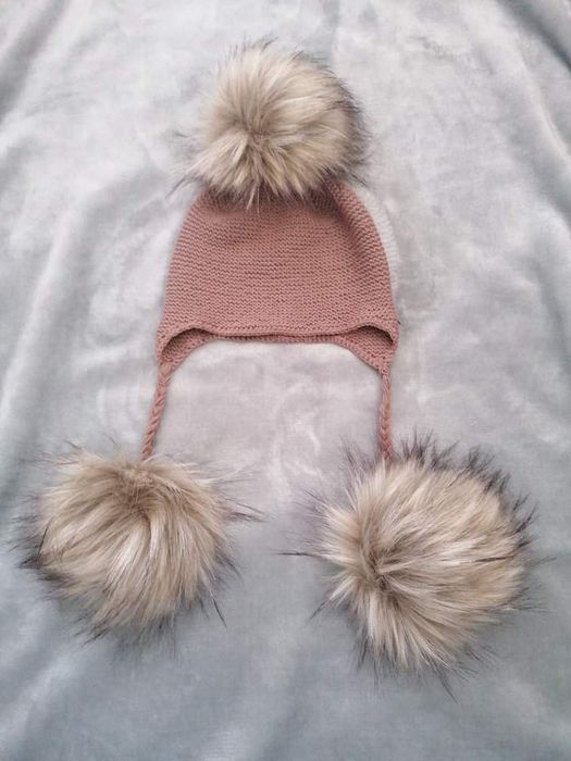 Geanta saboți, pufoseni, cizme căciulițe