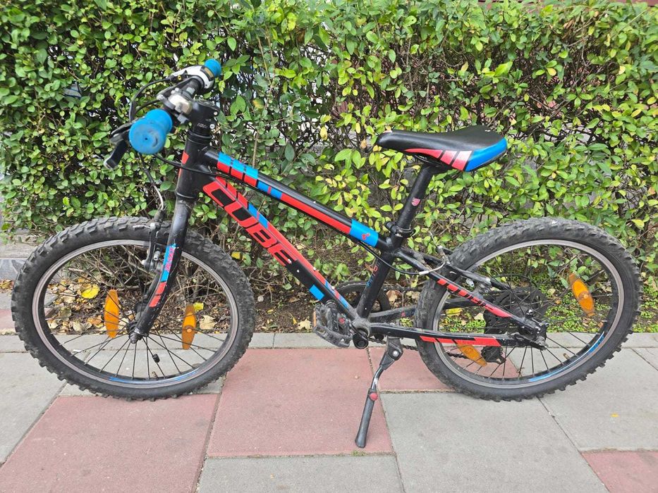 Bicicleta CUBE RACE 200