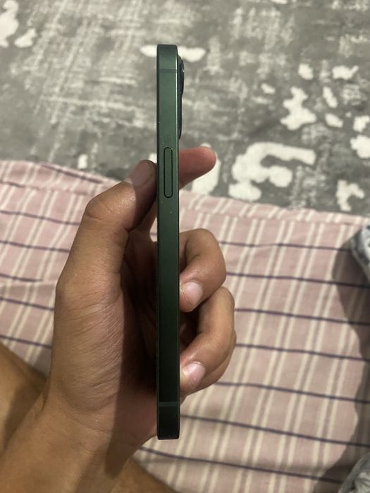 Айфон 13 срочна.