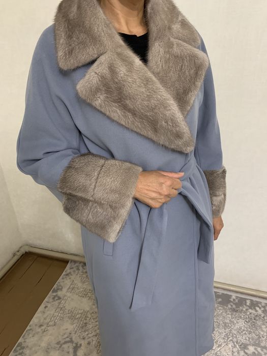 Пальто  с натуральным мехом