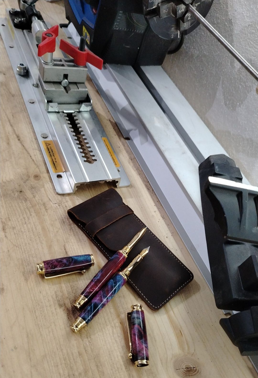 Set Unicat Pix și Stilou Handmade din Lemn de Arțar Stabilizat