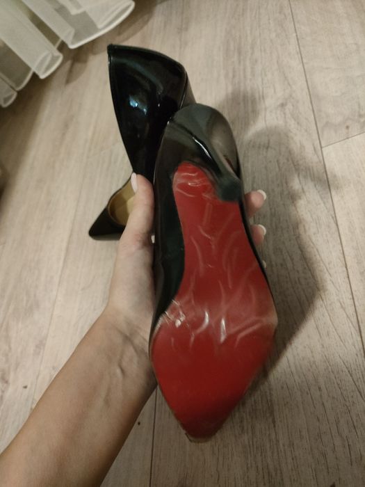 Продам туфли. Новые. 34 размер