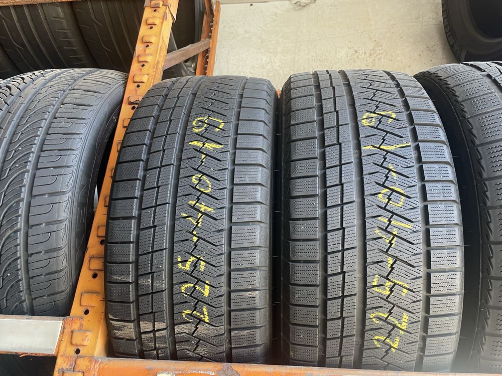Anvelope 225/40/19 cu 255/35/19 M+S set