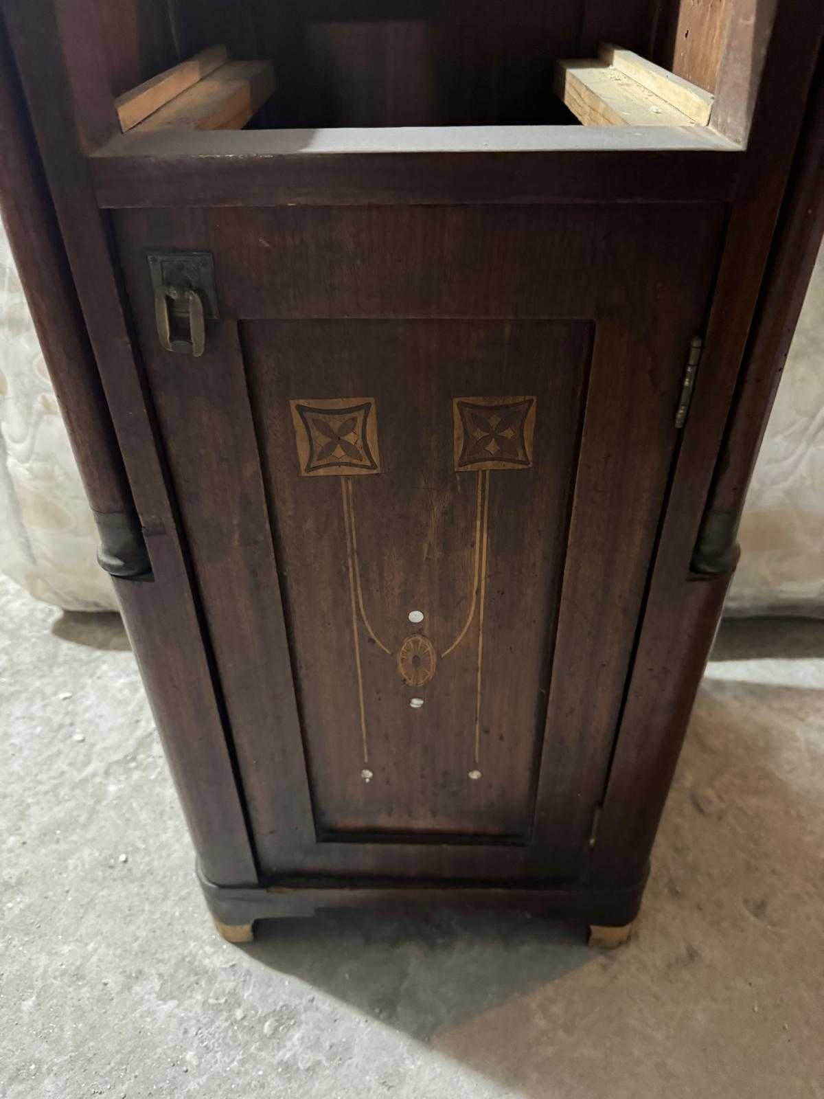 Noptiera veche din lemn de nuc cu blat de marmura secolul XIX