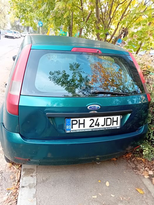 Vand Ford Fiesta 1.6 16 V pentru Rabla sau mers pe câmp