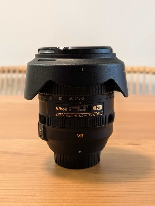 обектив Nikon AF-S Nikkor 24-120mm f/4 G ED VR