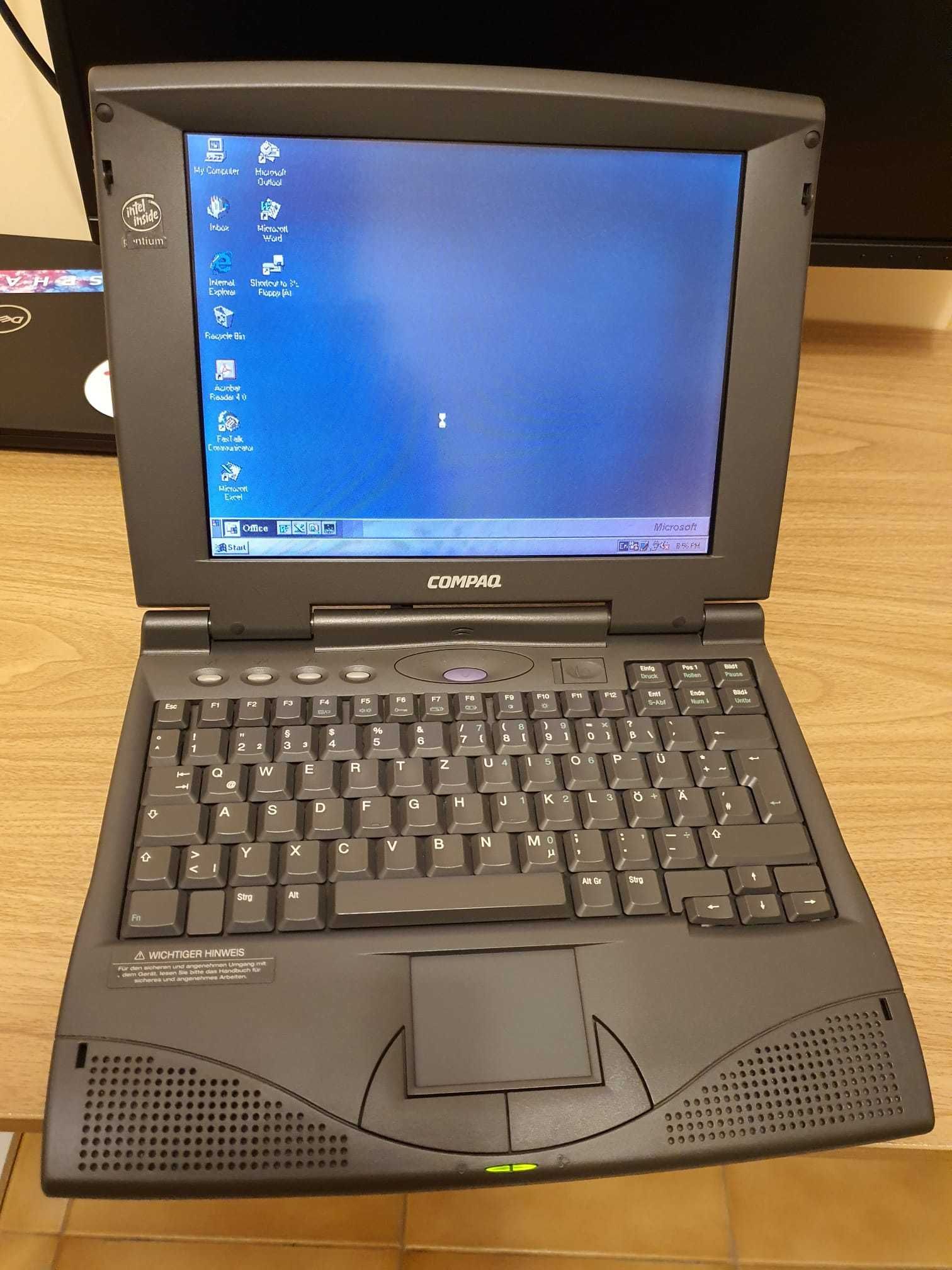 Laptop Compaq Armada 1520D - din anul 1997, impecabil