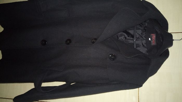 Дамско,  ново, черно палто, удобно, добре стои и добър плат, р-р 48-50