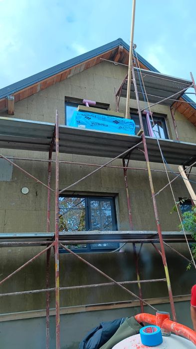 Meseriași iin constructiii